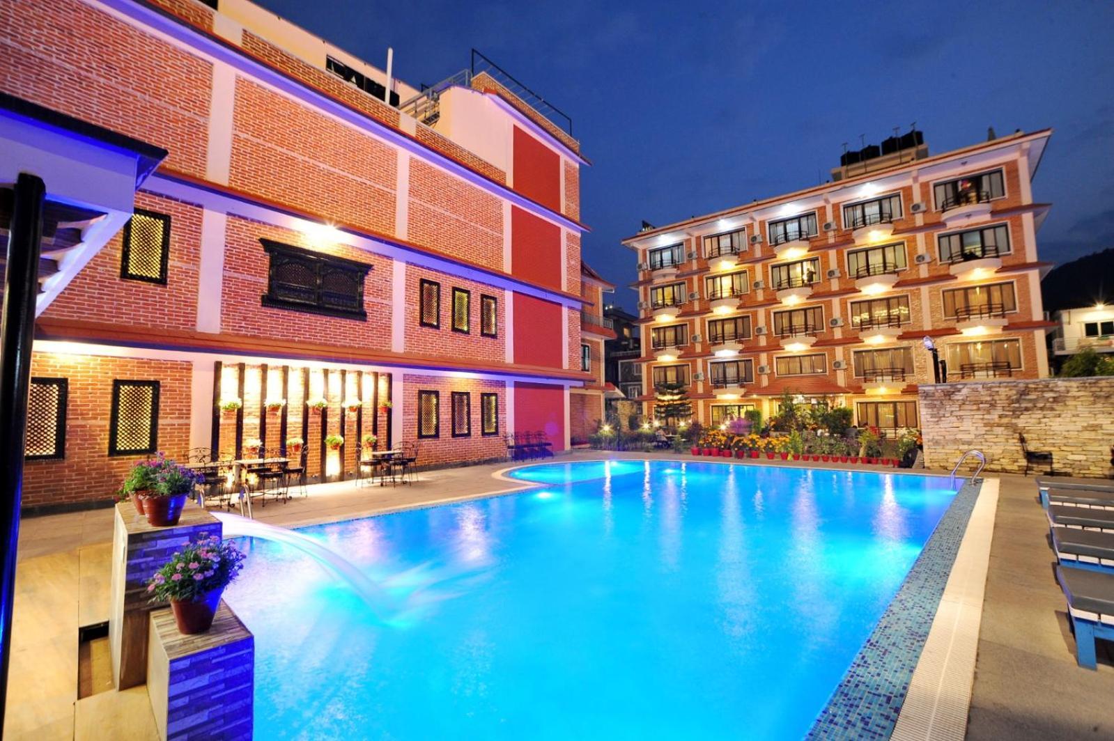 Temple Himalaya Hotel & Spa Pokhara Exterior photo