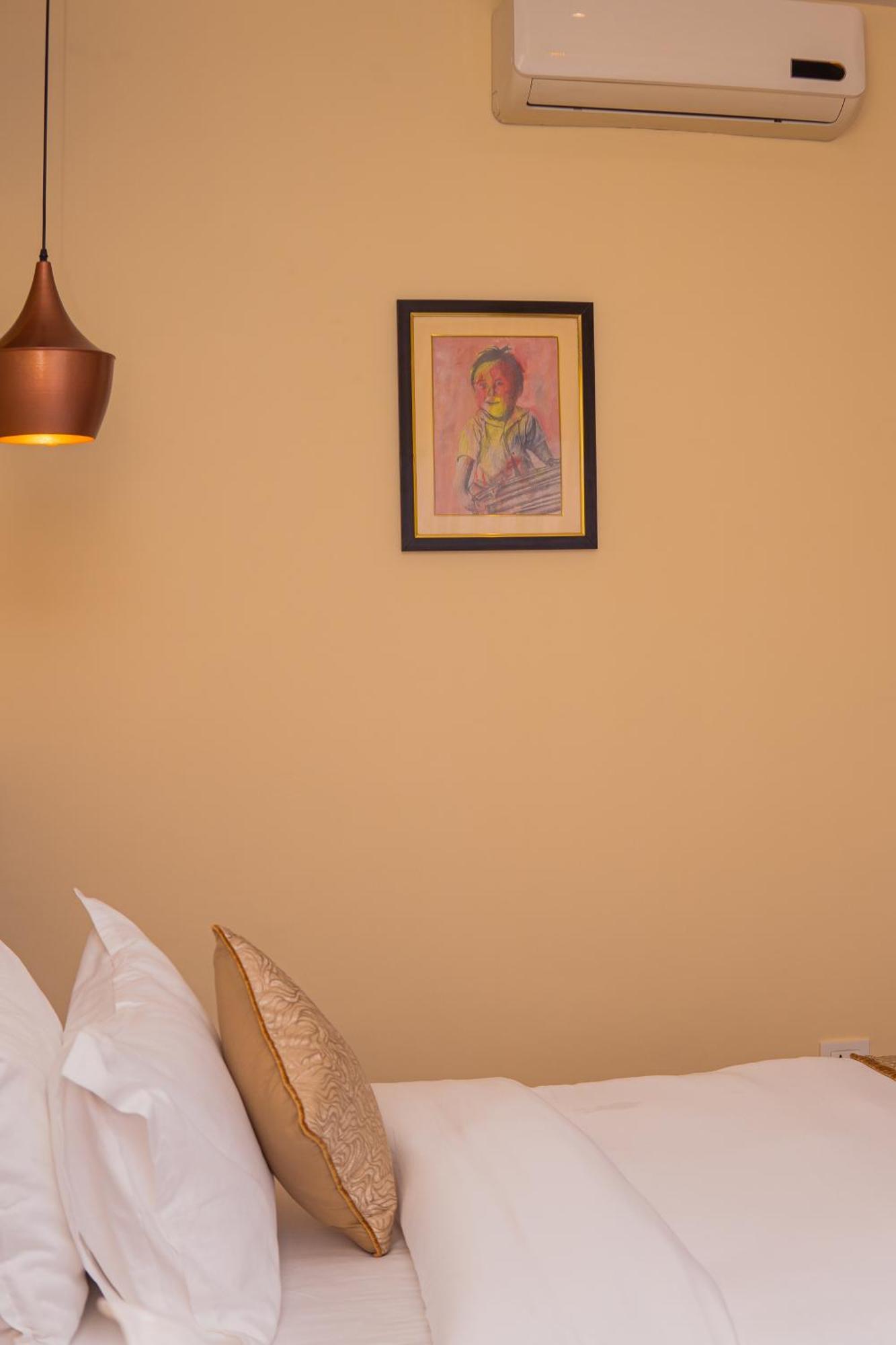 Temple Himalaya Hotel & Spa Pokhara Exterior photo
