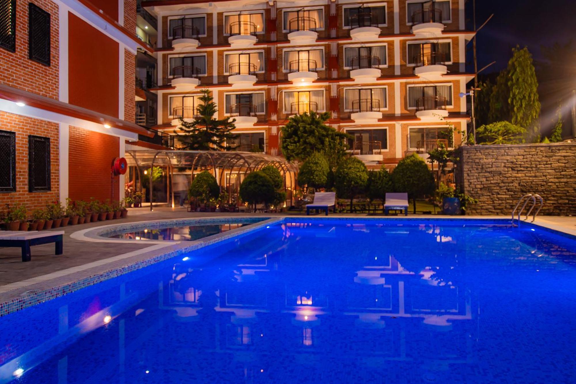 Temple Himalaya Hotel & Spa Pokhara Exterior photo