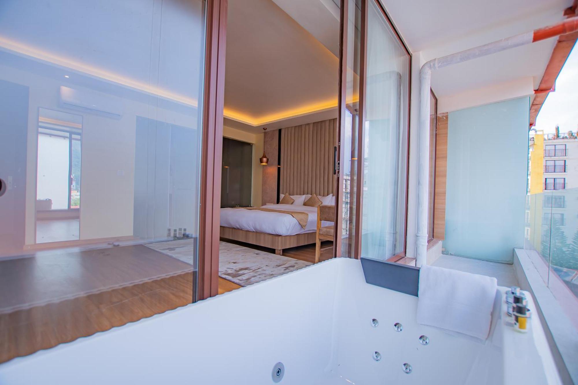 Temple Himalaya Hotel & Spa Pokhara Exterior photo